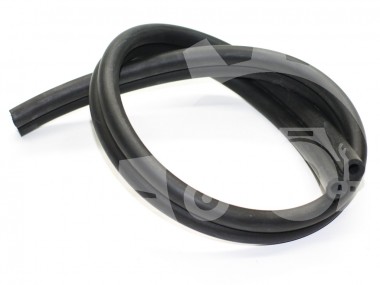 Przew&oacute;d gumowy 0,8m