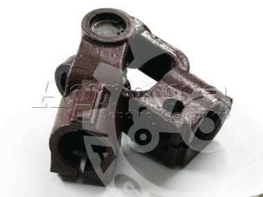 Krzyżak wałka układu kierowniczego MTZ