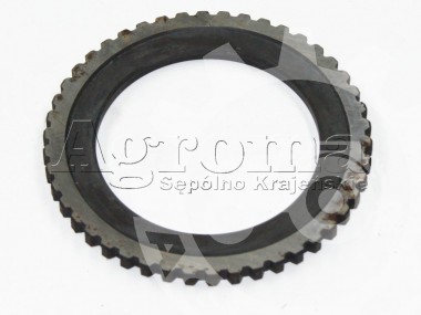 Tarcza oprowa sprzęgła przedniego napędu C-385