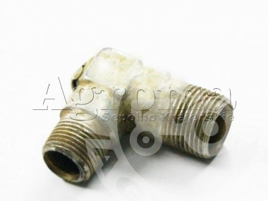 Kolanko zaworu hamulcowego MTZ