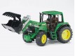 Traktor John Deere 6920 z ładowaczem