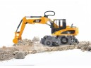 Koparka Caterpillar na kołach
