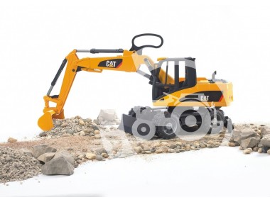 Koparka Caterpillar na kołach