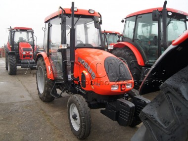 Ciągnik rolniczy 3702 URSUS