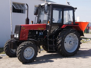 Ciągnik rolniczy BELARUS 820