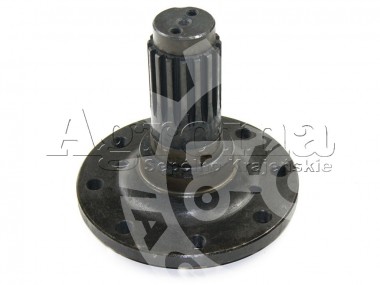 Wał koła tylnego C-330