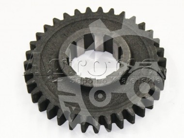 Koło napędzające II i V biegu C-330