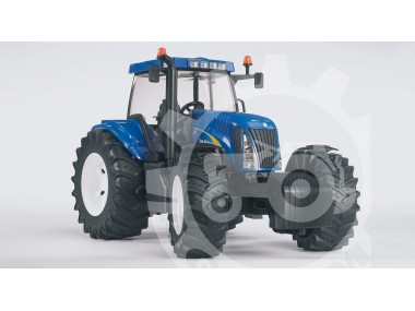 Ciągnik New Holland T8040