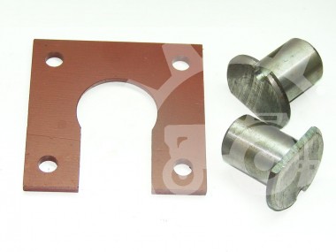 Kpl.sworzni mocujących siłownik wuwroty D-47