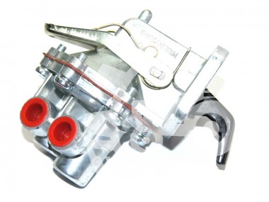 Pompka zasilająca MF 3-cyl