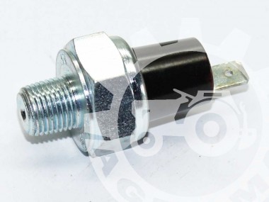 Czujnik ciśnienia oleju silnika MF 3 i 4 cyl.