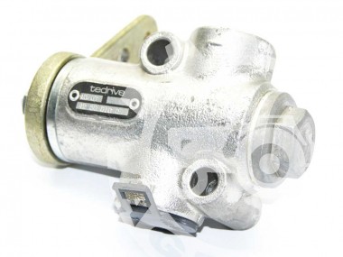 Zawór hamulca ręcznego MF 3 cyl. 4 cyl.