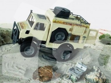 Zabawka 02474 Mercedes Benz Unimog Explorer Bruder
