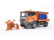Zabawka 03585 Scania z piaskarką i pługiem do śniegu