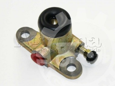 Cylinderek hamulcowy lewy C-385